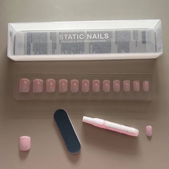 NEW Static OH DAISY SQUARE Nails with Hand Creme Set - Picture 4 of 10